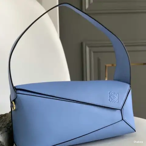 2209SW0006 Loewe Bag 0602